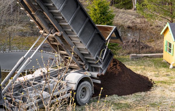 Yard Soil Delivery in South Jordan