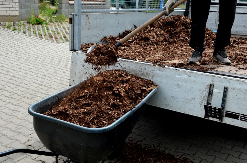 Landscape Mulch Delivery
